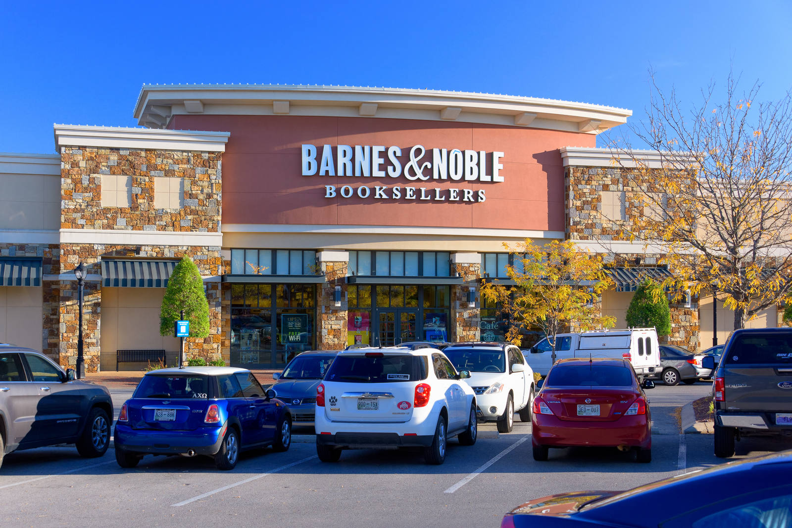 Murfreesboro TN The Avenue Retail Space For Lease Big V Properties LLC